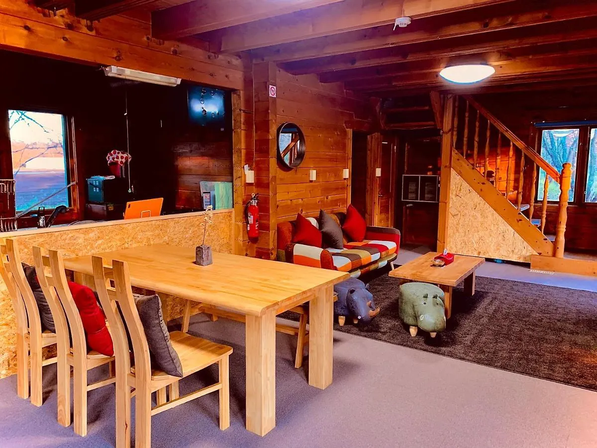 Dom wakacyjny Willa Tomy'S Log House - Need Car Shiraoi
